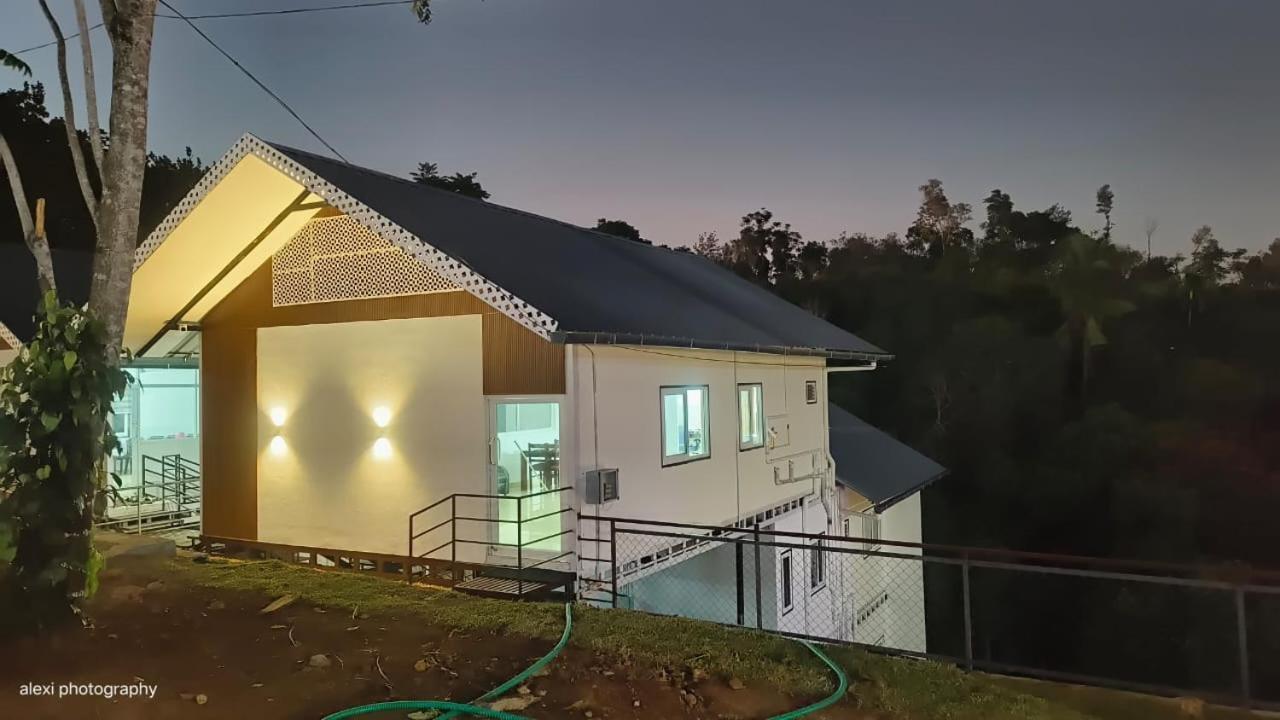 The Cloud Mountain Tourist Villa فاغامون المظهر الخارجي الصورة